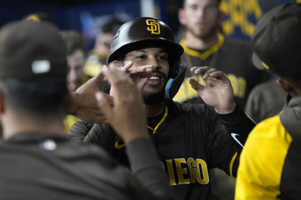 Yamamoto chased after 1st inning of debut as Padres beat Dodgers 